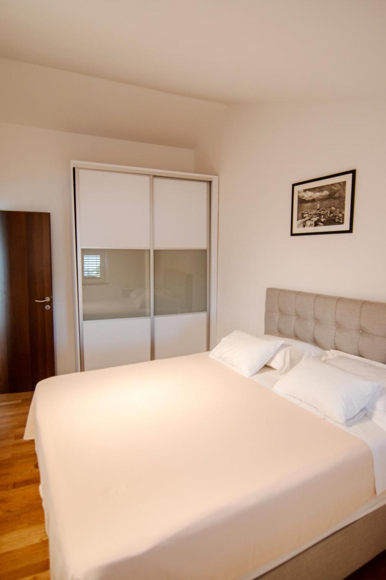 City Center Apartments Tivat Exterior photo